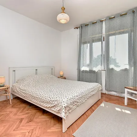 Martina 2404 公寓 Galižana